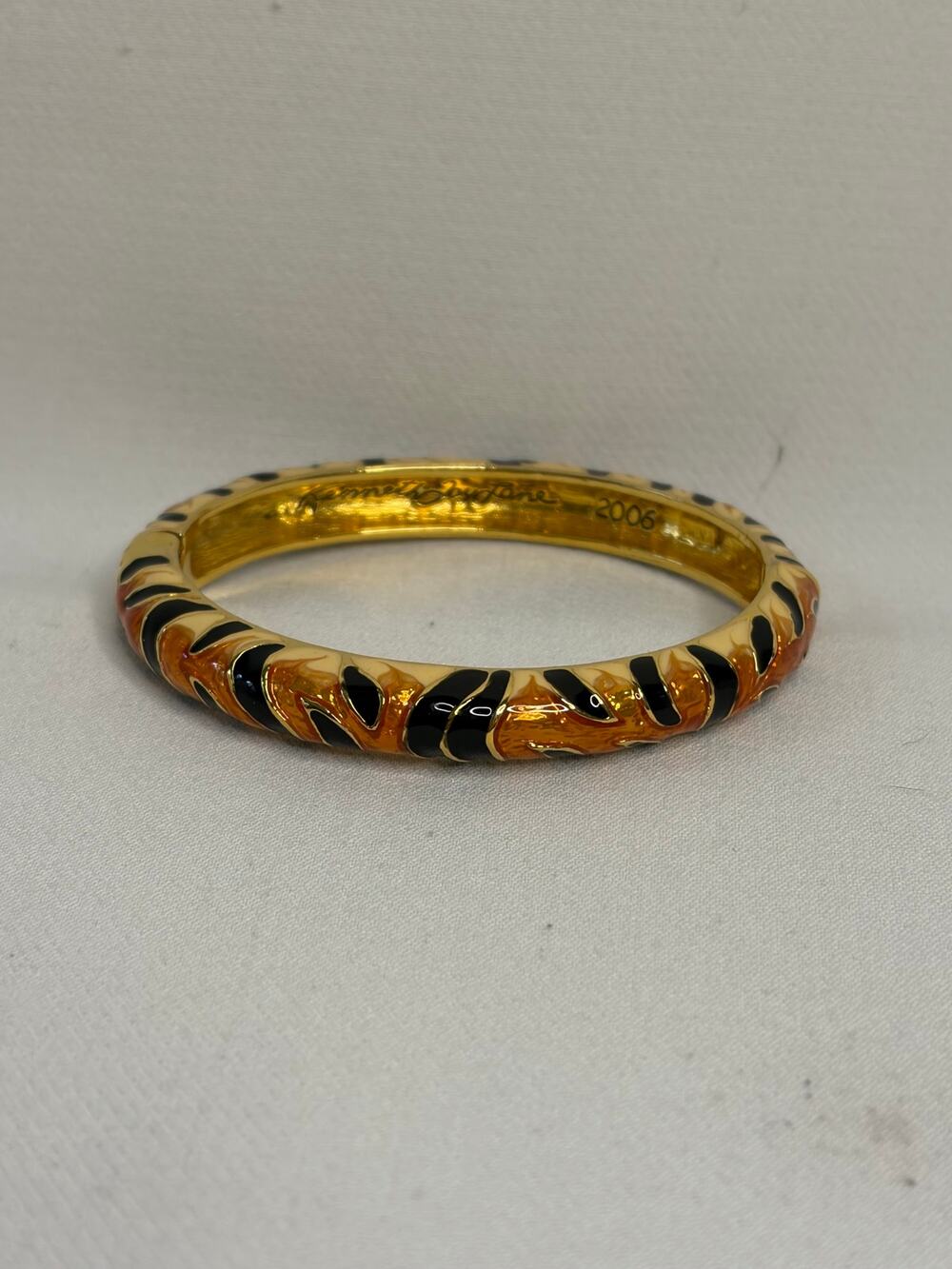 KENNETH JAY LANE KJL Hinge Bracelet Tiger Enamel Goldtone Signed 2006